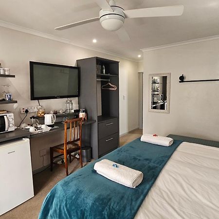 Lily'S Rest, Village On Silwerstrand, Robertson Exterior foto